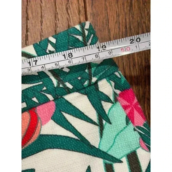 Talbots Women Shorts Size 18 Monkey Jungle Print Green Pink Scalloped Hem - Picture 7 of 12